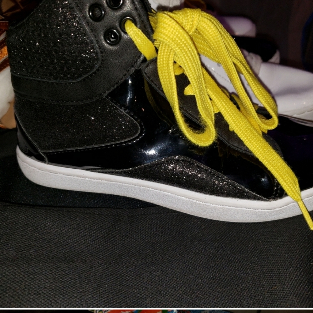 Dance sneakers